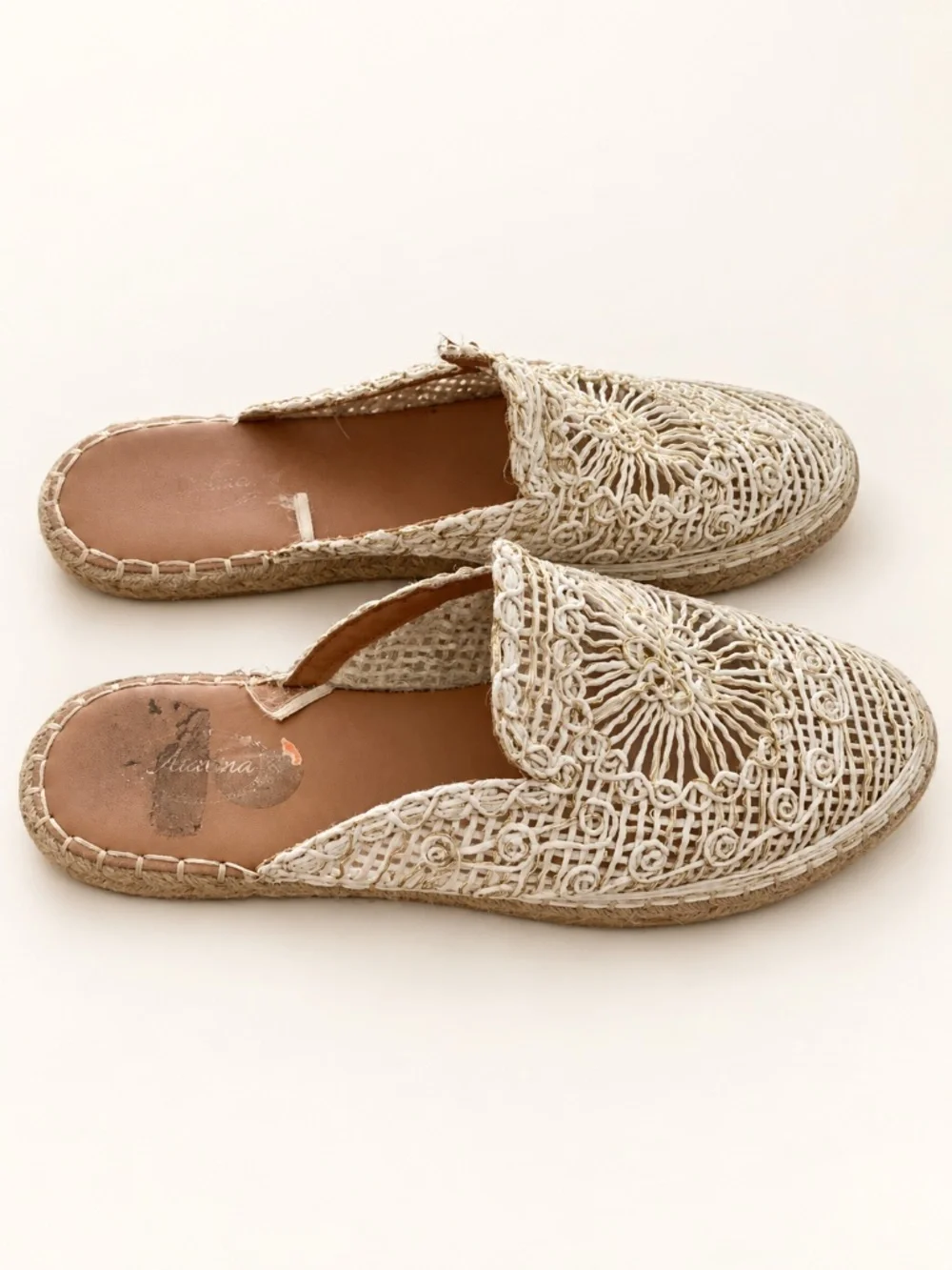 Atalina Ivory Crochet Floral Espadrille Mules Gold Metallic Slip-On Shoes 11M
